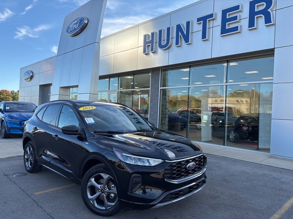 Used 2023 Ford Escape ST-Line w/ Tech Pack #1 image 1