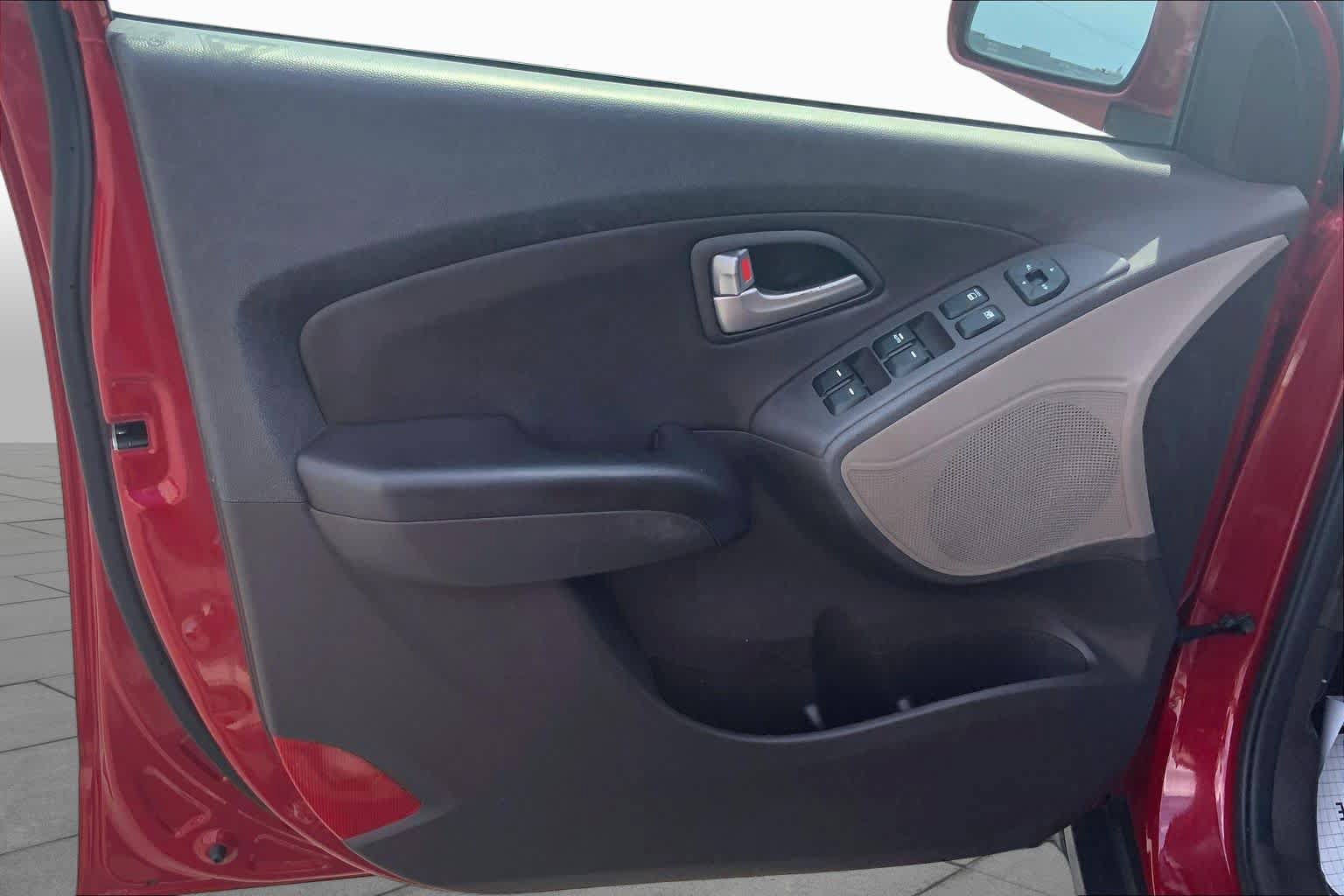 Used 2013 Hyundai Tucson Limited FWD image 22