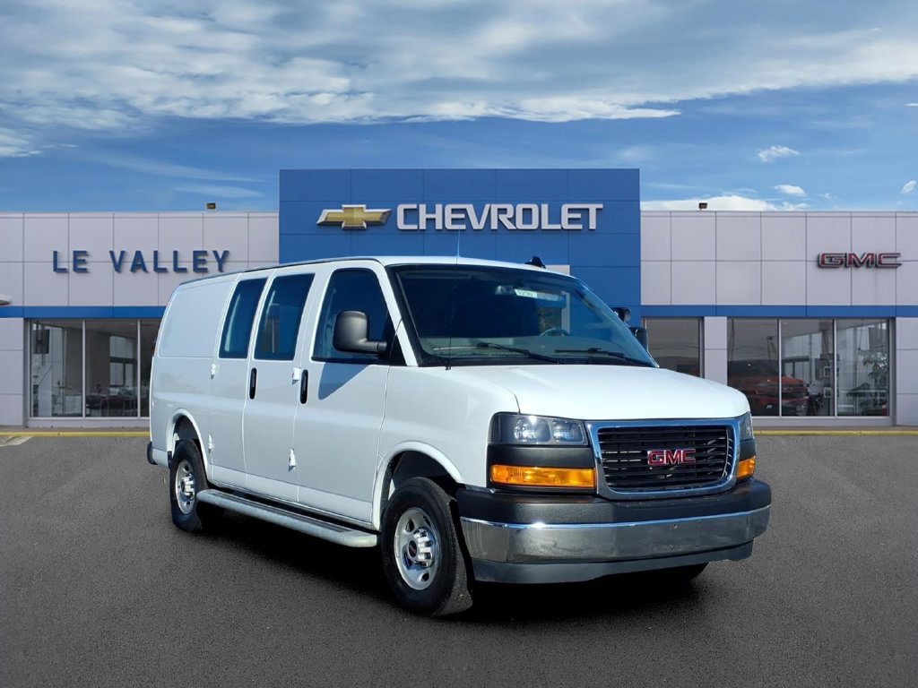 Used 2025 GMC Savana 2500 w/ Driver Convenience Package