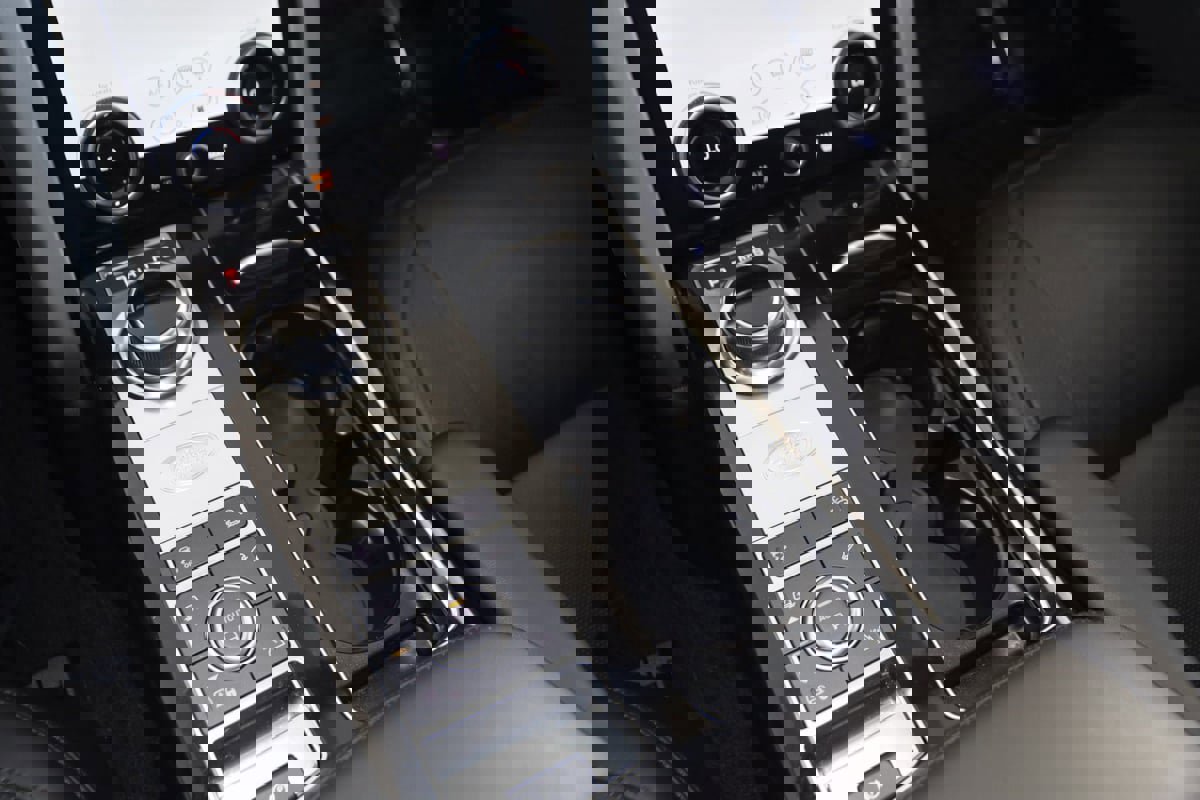 Used 2021 Land Rover Range Rover Westminster Edition image 29