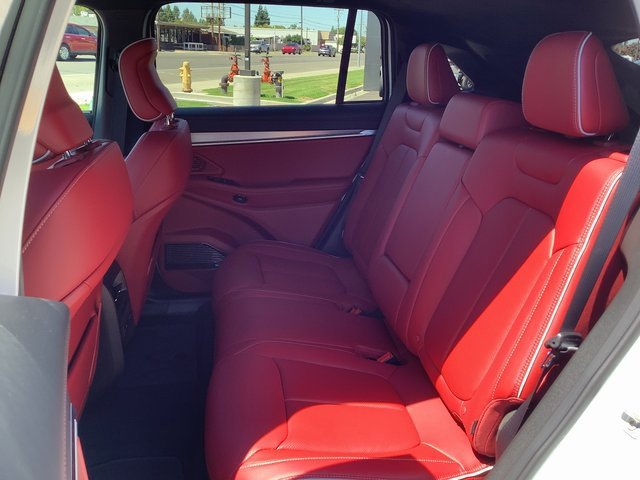 New 2025 Jeep Wagoneer Launch Edition image 27