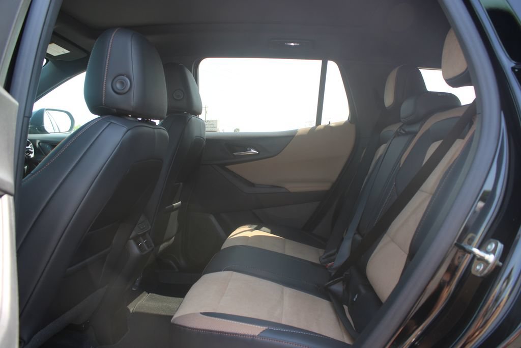 New 2027 Chevrolet Equinox ACTIV w/ Convenience Package III AWD/4WD image 26