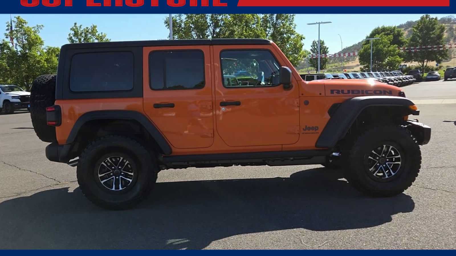 New 2026 Jeep Wrangler Unlimited Rubicon w/ Xtreme 35 Tire Package AWD/4WD image 9
