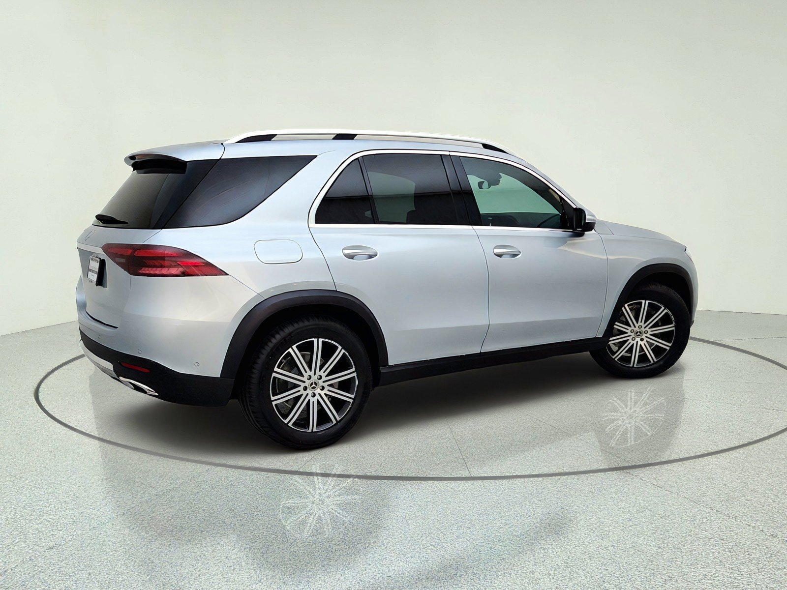 Certified 2026 Mercedes-Benz GLE 350 4MATIC image 8
