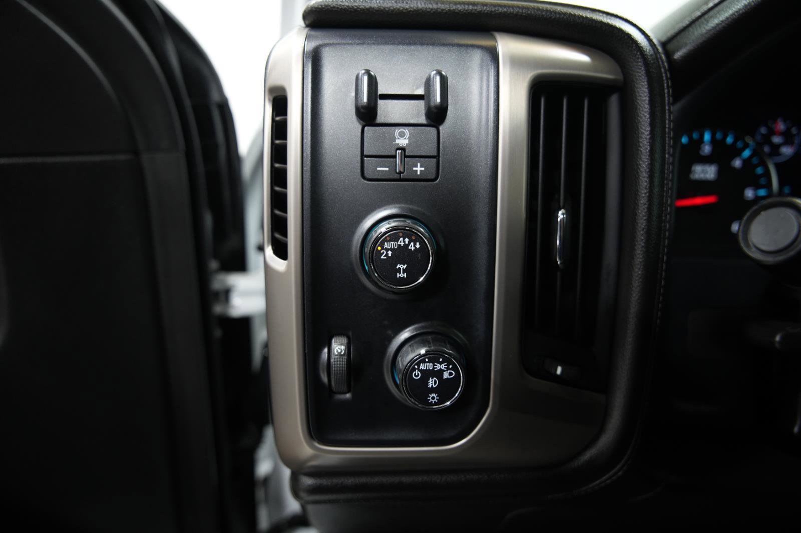 Used 2018 GMC Sierra 1500 Denali w/ Denali Ultimate Package image 31