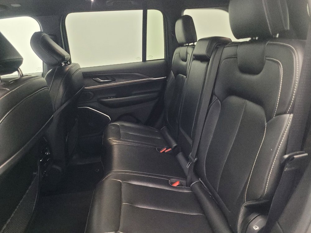 Used 2024 Jeep Grand Cherokee Limited 4xe image 18