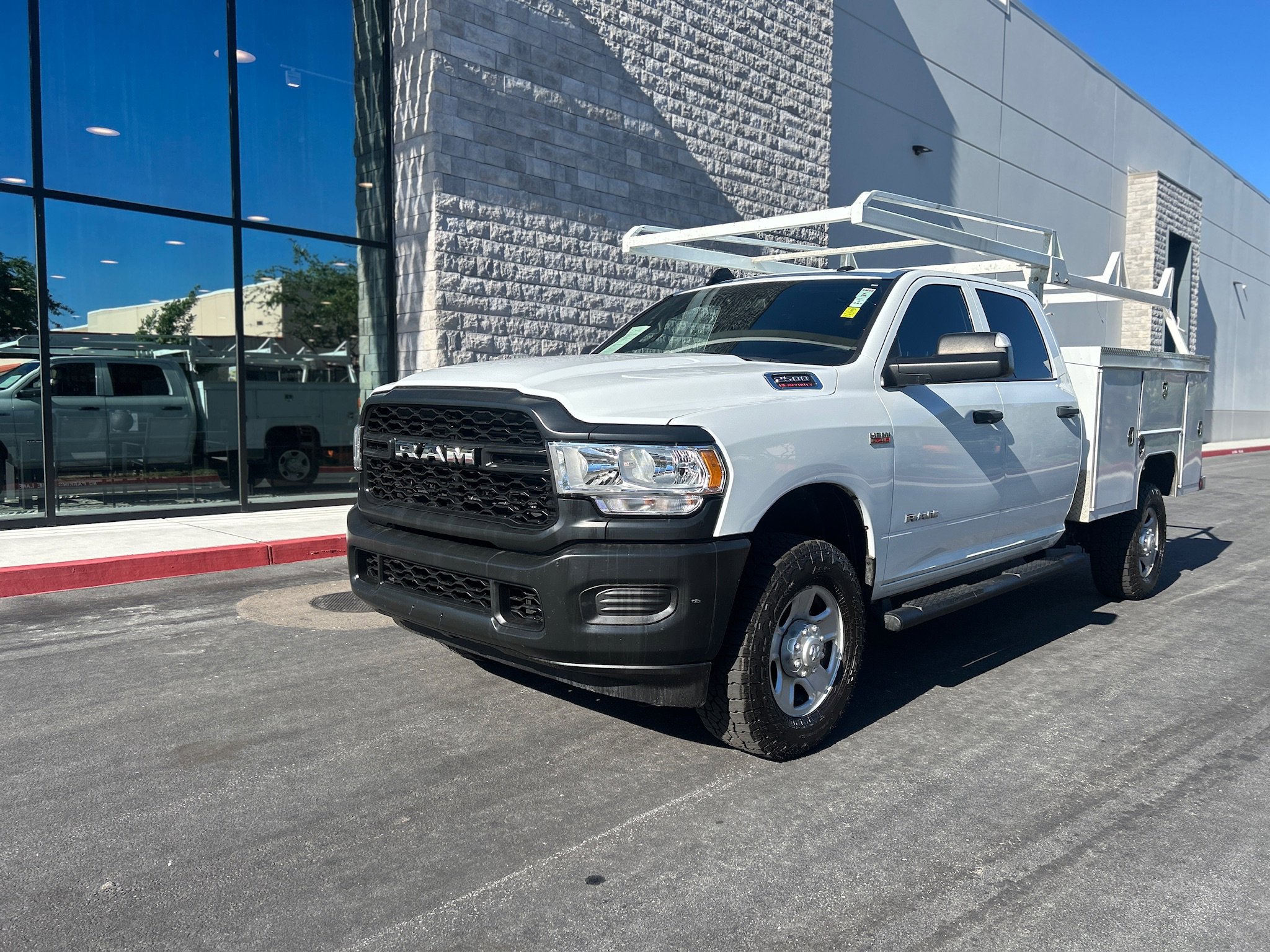 Used 2022 RAM 2500 Tradesman AWD/4WD image 3