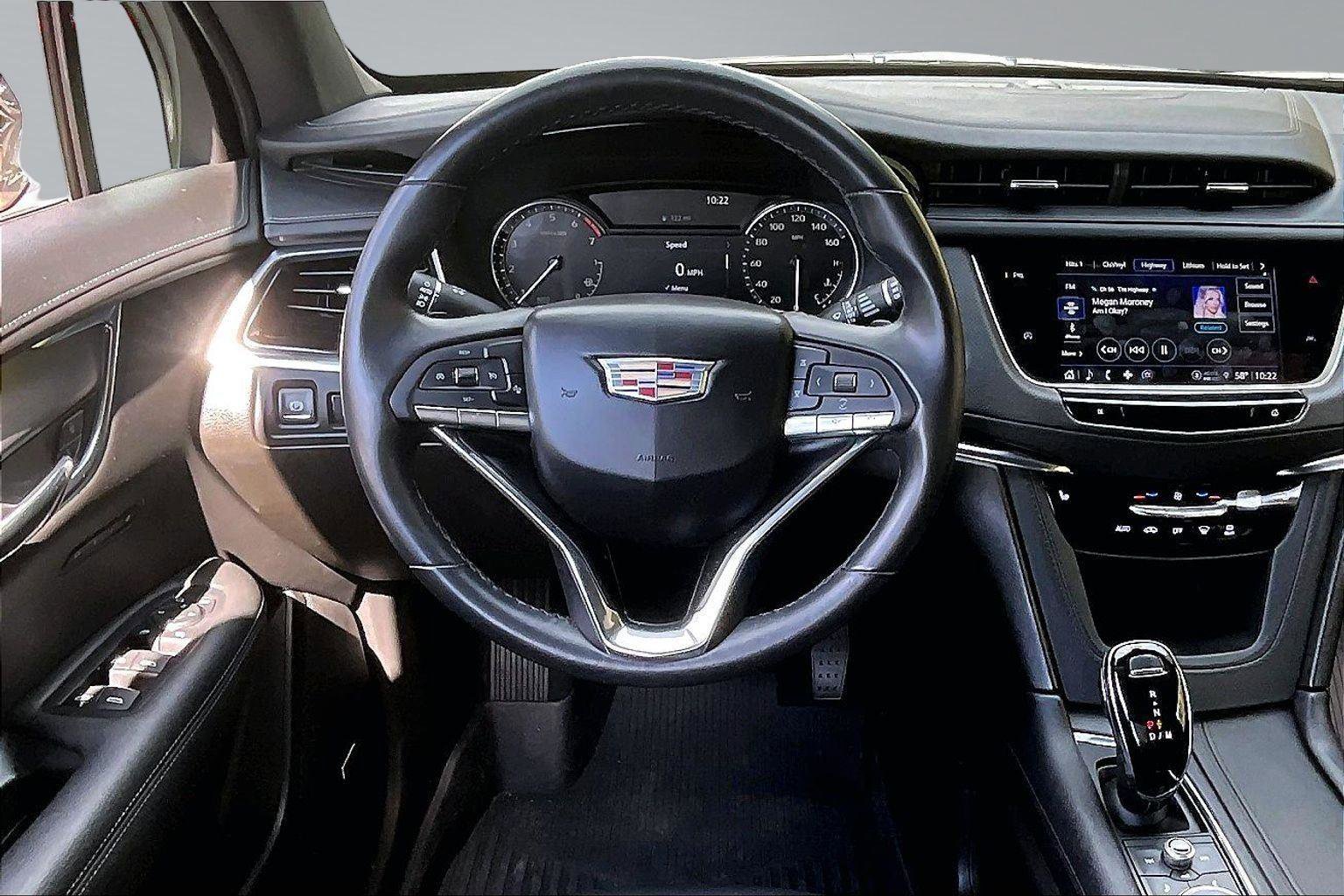 Used 2023 Cadillac XT6 Luxury FWD image 5