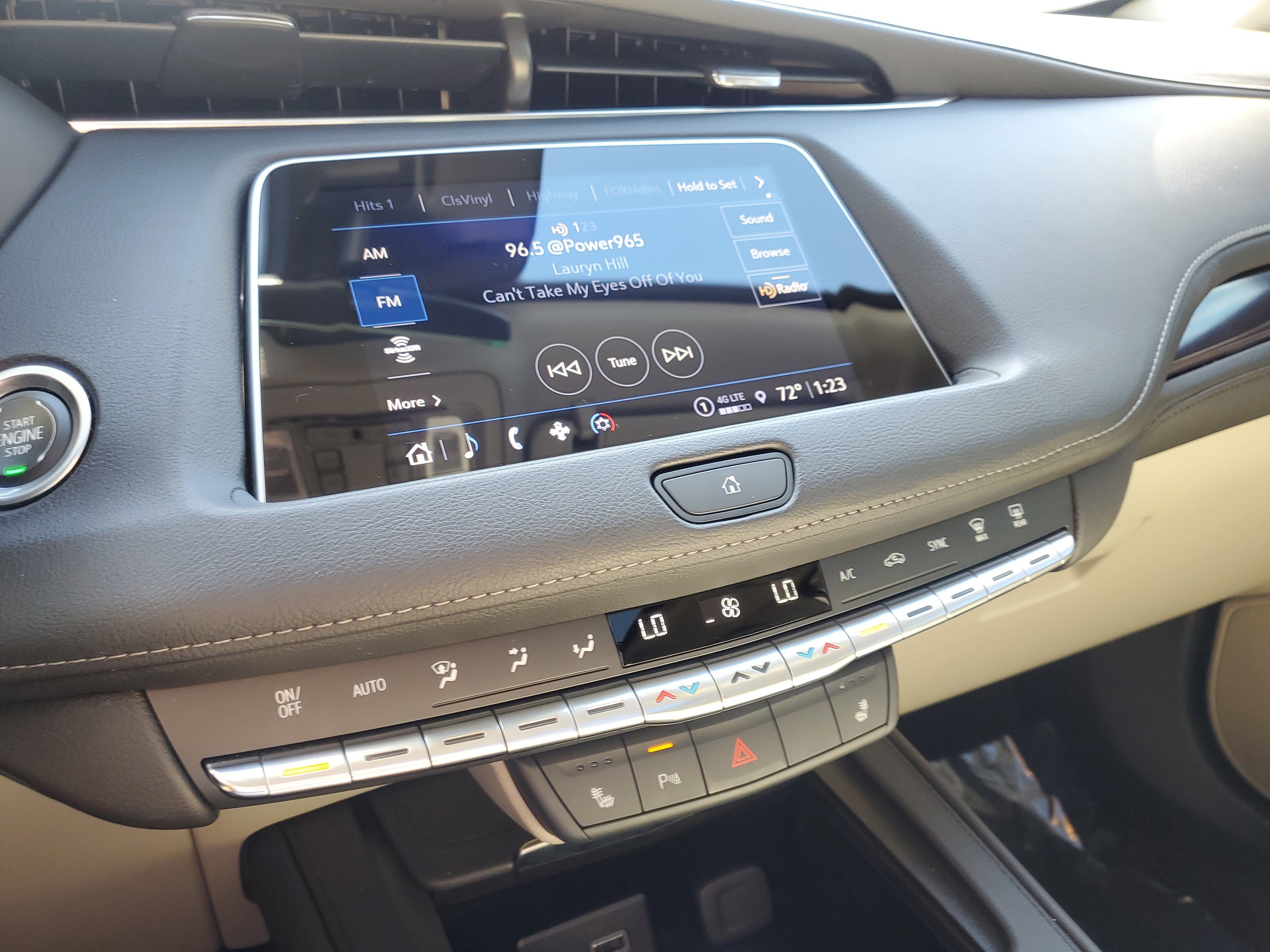 Used 2023 Cadillac XT4 Luxury w/ Cold Weather Package image 26