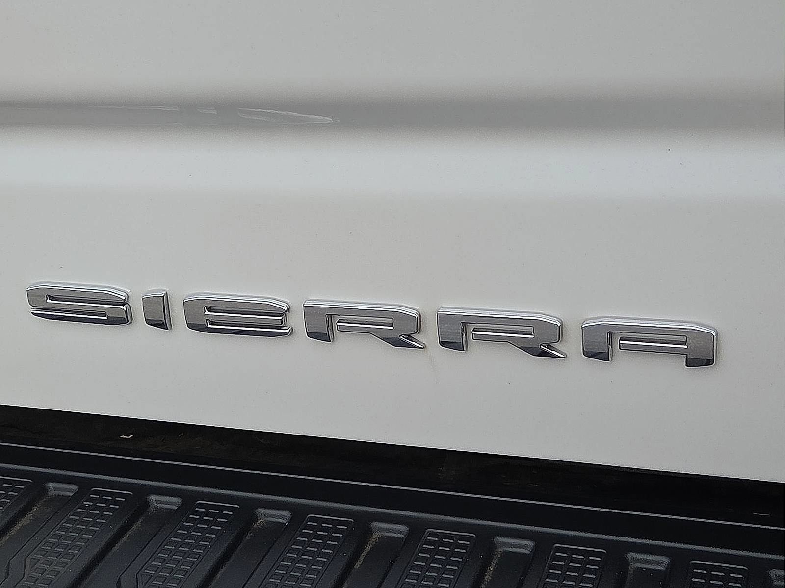 Used 2023 GMC Sierra 1500 Denali w/ Technology Package image 9