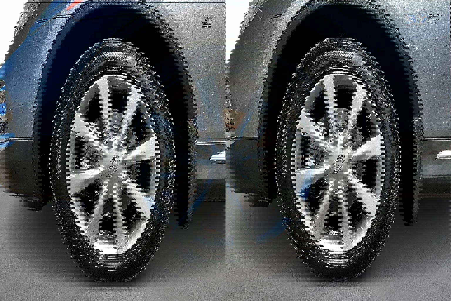 Used 2017 INFINITI QX50 Base w/ Premium Plus Package image 8