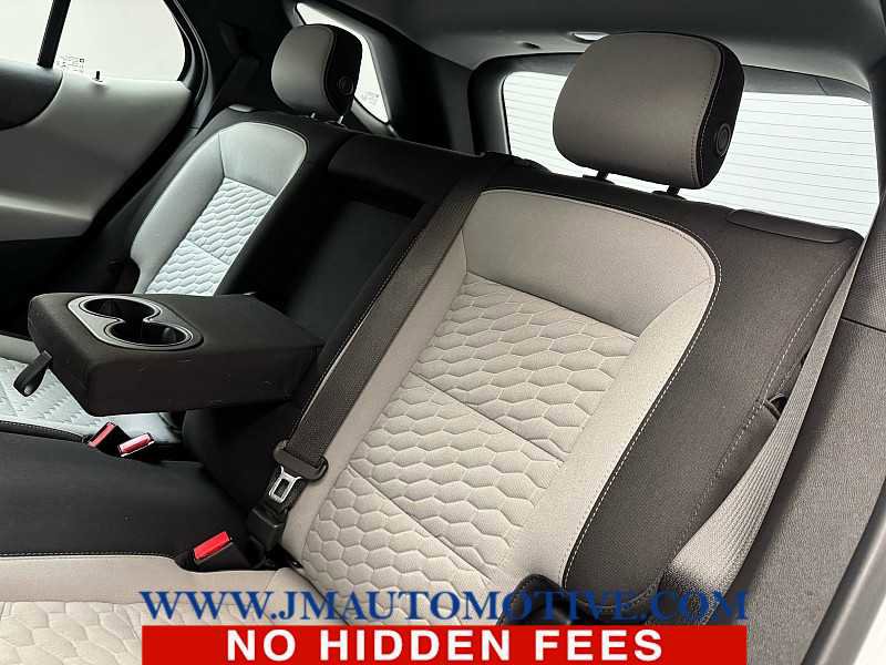 Used 2019 Chevrolet Equinox LS FWD image 15