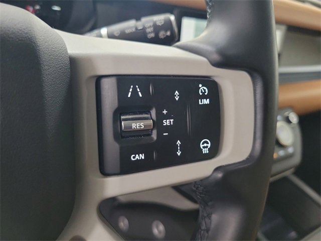 Used 2024 Land Rover Defender 110 S image 24