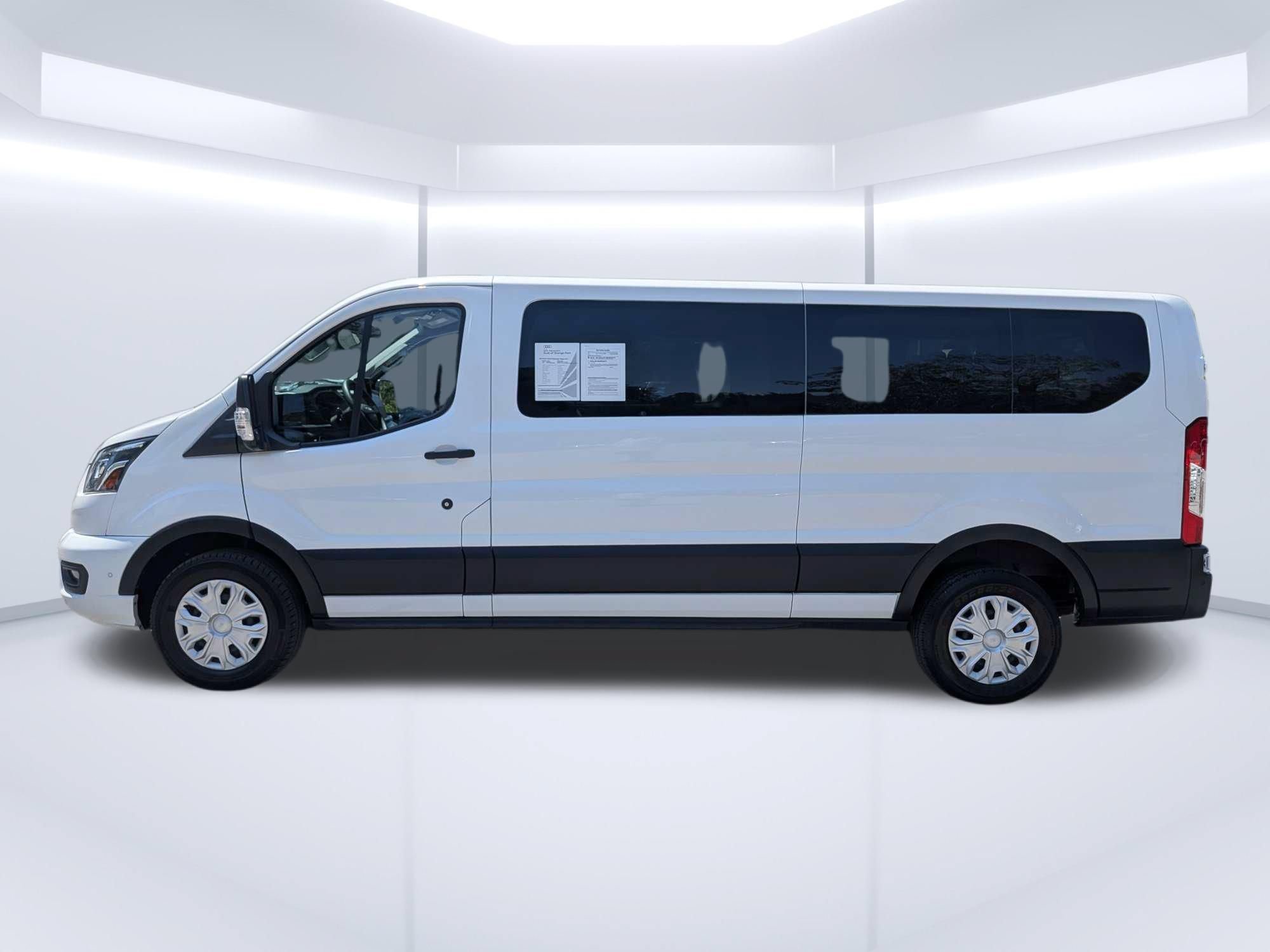 Used 2023 Ford Transit 350 XLT RWD image 6