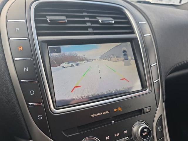 Used 2019 Lincoln Nautilus Premier AWD/4WD image 17