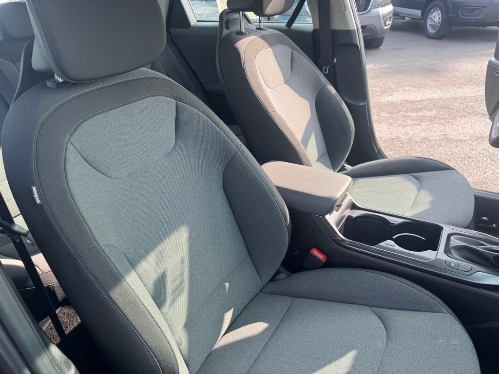 Used 2025 Kia K4 FWD image 32