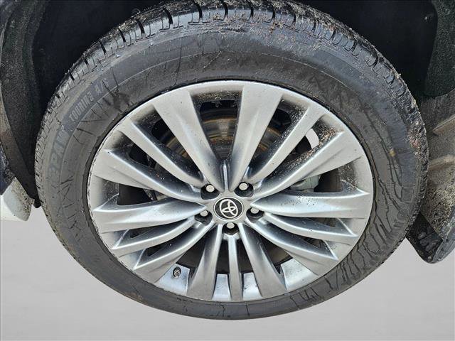 Used 2022 Toyota Highlander Platinum image 6