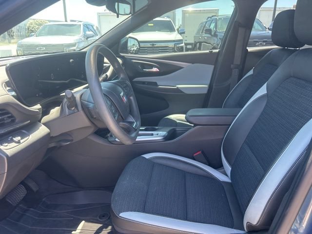 Used 2025 Buick Envista Preferred w/ Convenience II Package FWD image 15