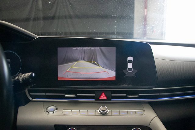 Used 2021 Hyundai Elantra Limited w/ Cargo Package image 34