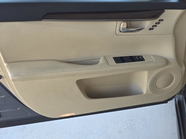 Used 2015 Lexus ES 350 w/ Luxury Package FWD image 30