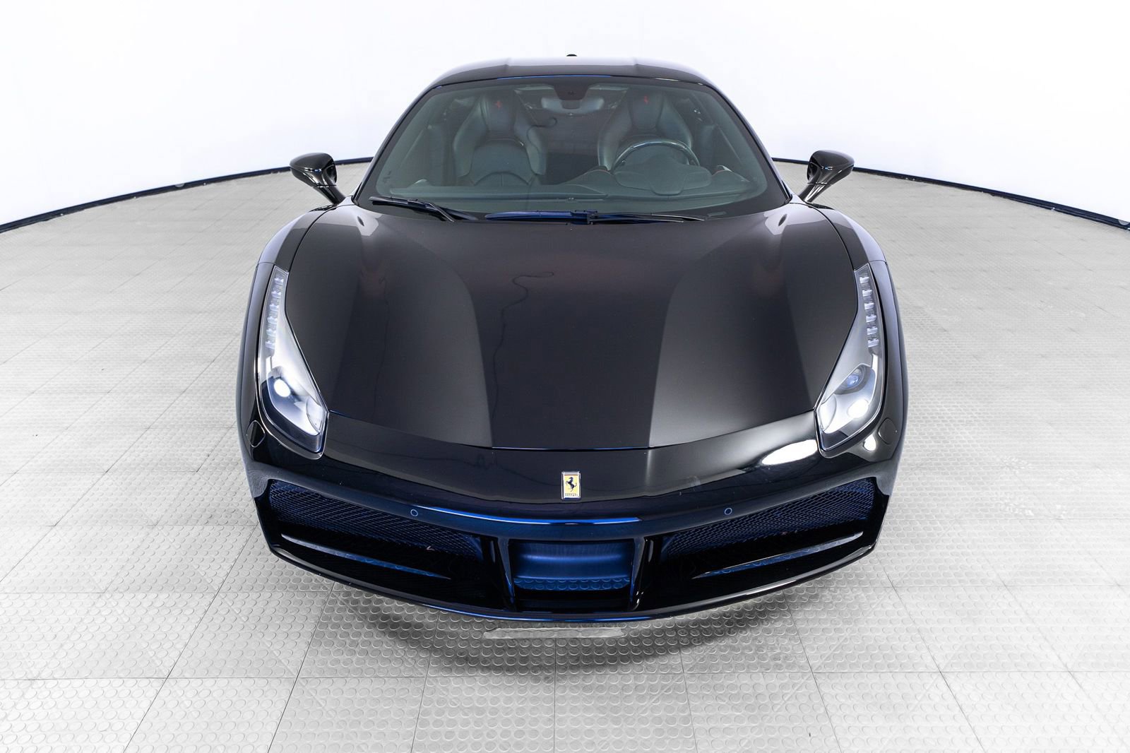 Certified 2019 Ferrari 488 GTB RWD image 14