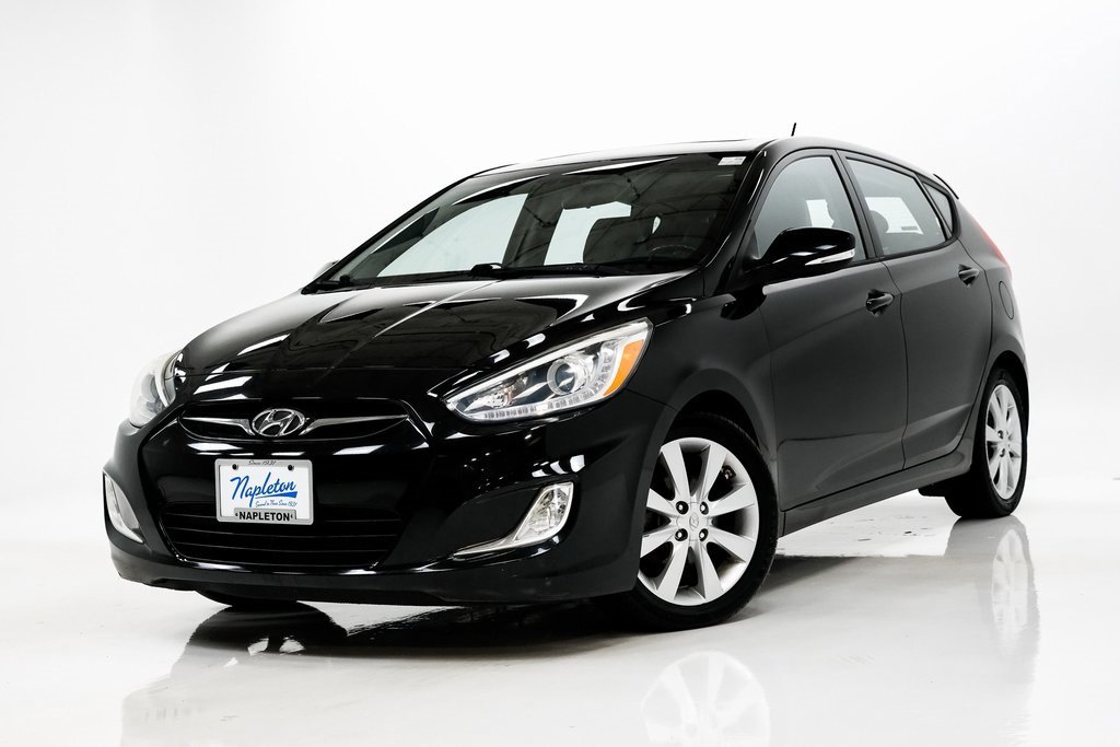 Used 2014 Hyundai Accent SE w/ Option Group 3