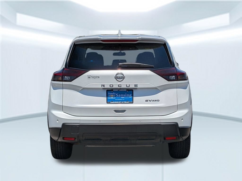 Used 2024 Nissan Rogue SV AWD/4WD image 5