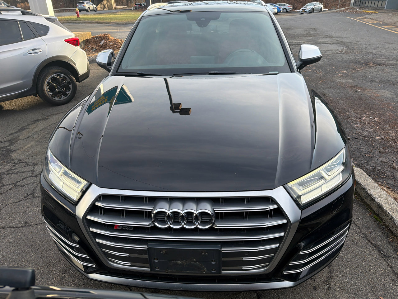 Used 2018 Audi SQ5 Premium Plus w/ S Sport Package image 2