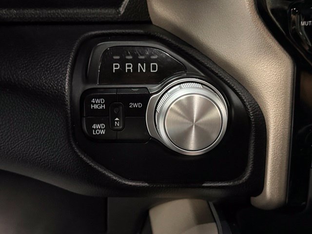 Used 2024 RAM 2500 Laramie AWD/4WD image 13