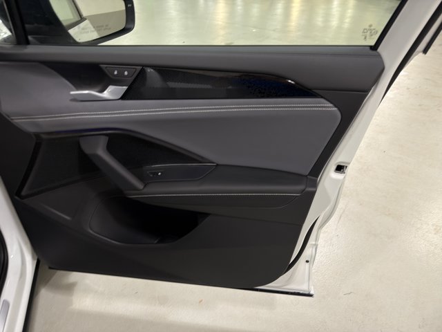 New 2026 Volkswagen Tiguan SE R-Line AWD/4WD image 39