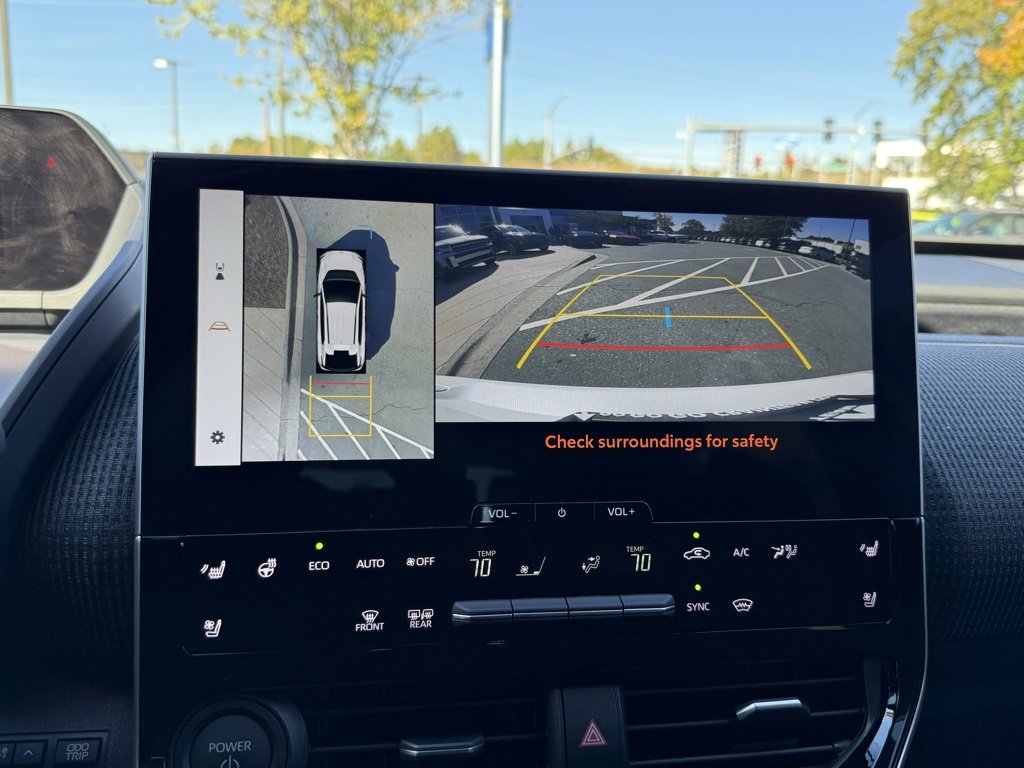 Used 2024 Toyota bZ4X Limited image 25