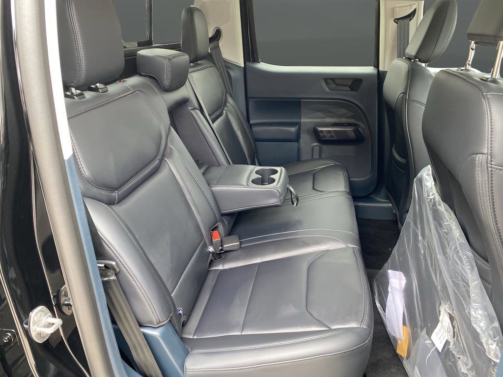 New 2026 Ford Maverick Lariat w/ Black Appearance Package image 41