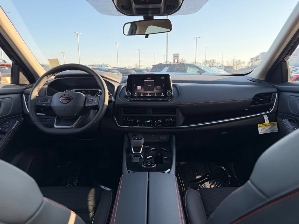 New 2026 Nissan Rogue SV AWD/4WD image 18
