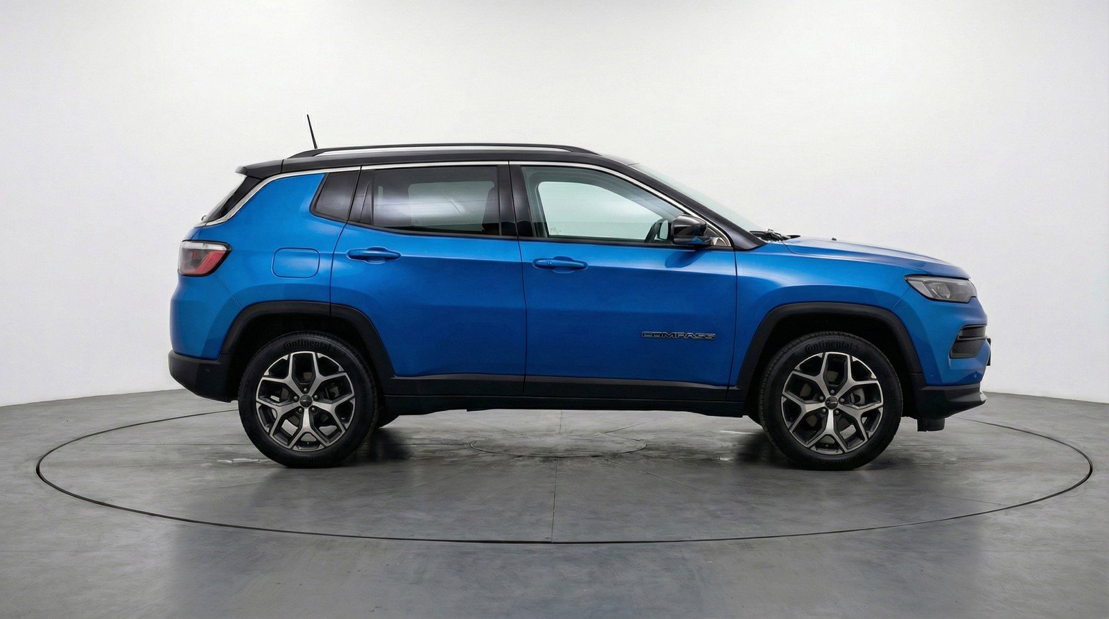 Used 2025 Jeep Compass Limited AWD/4WD image 11