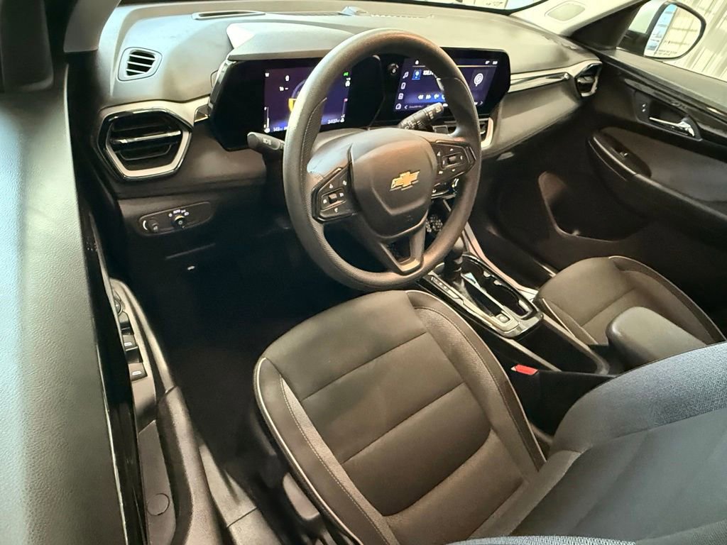 Used 2025 Chevrolet TrailBlazer LT image 18