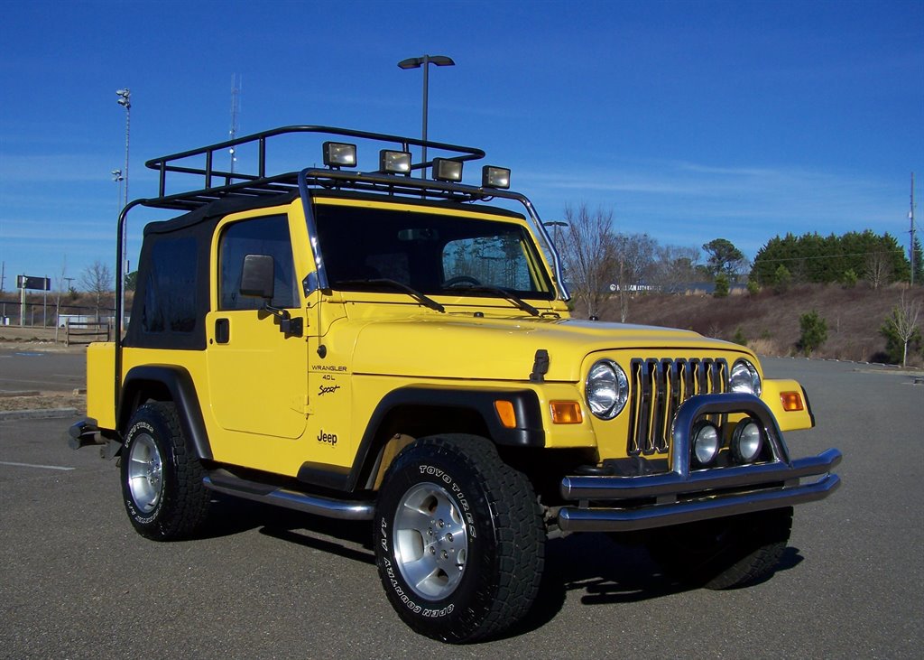 Used 2000 Jeep Wrangler Sport image 1