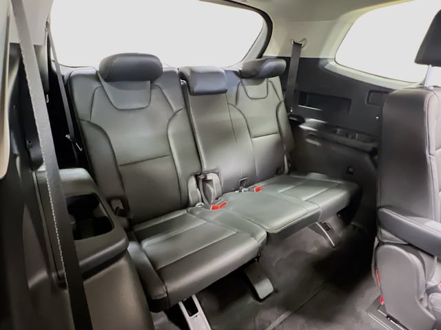 Certified 2025 Kia Telluride EX w/ EX Captain's Chair Package FWD image 29