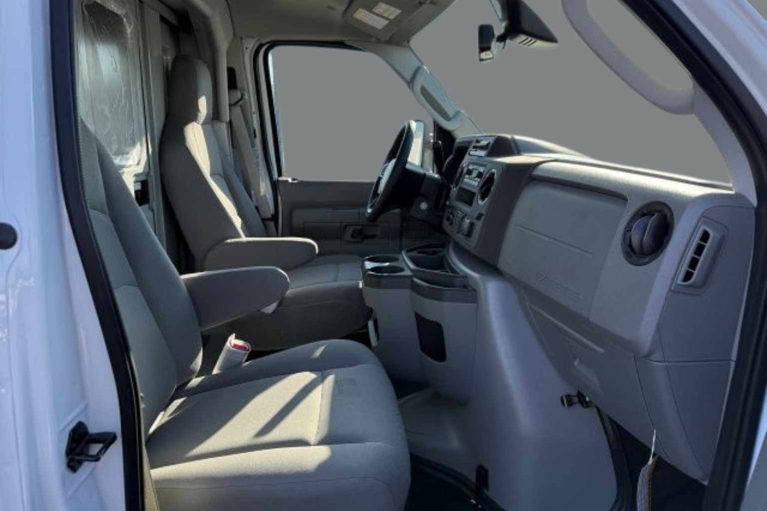 New 2026 Ford E-350 and Econoline 350 Super Duty w/ Power Equipment Group image 18