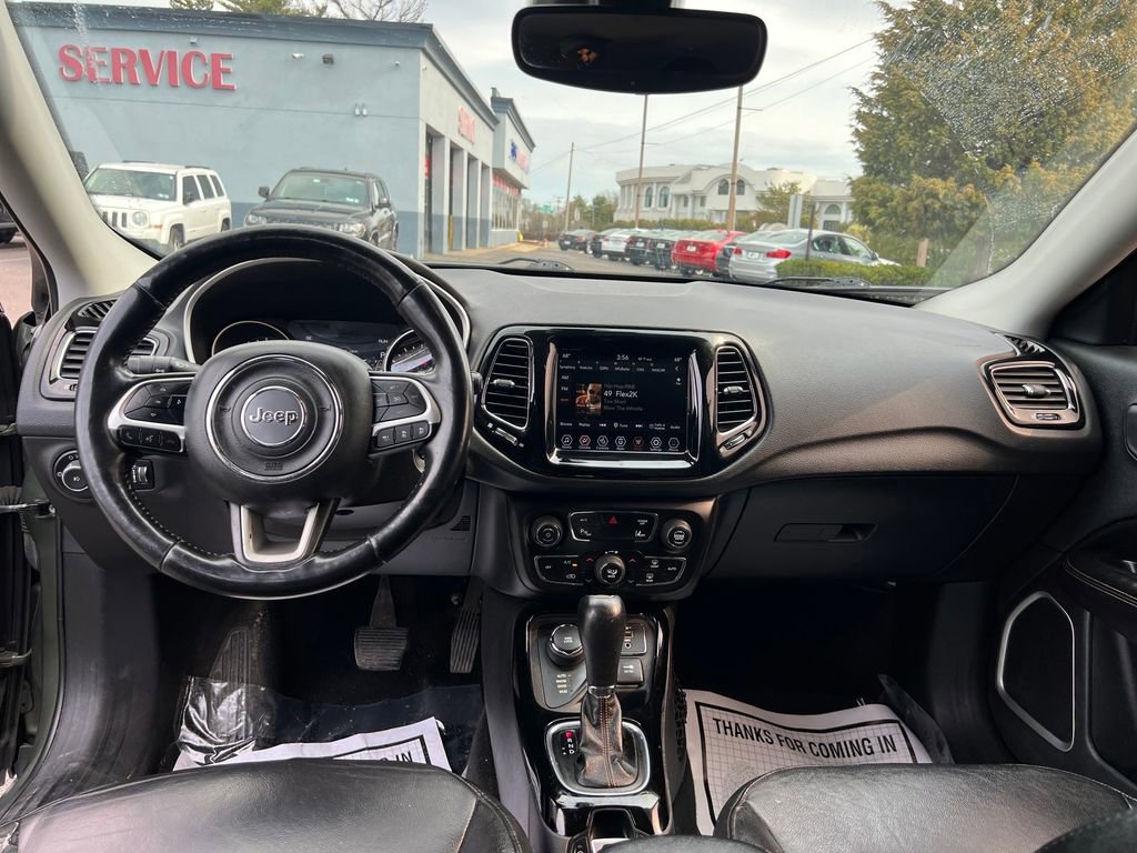 Used 2019 Jeep Compass Limited w/ Advanced Safety Group AWD/4WD image 17