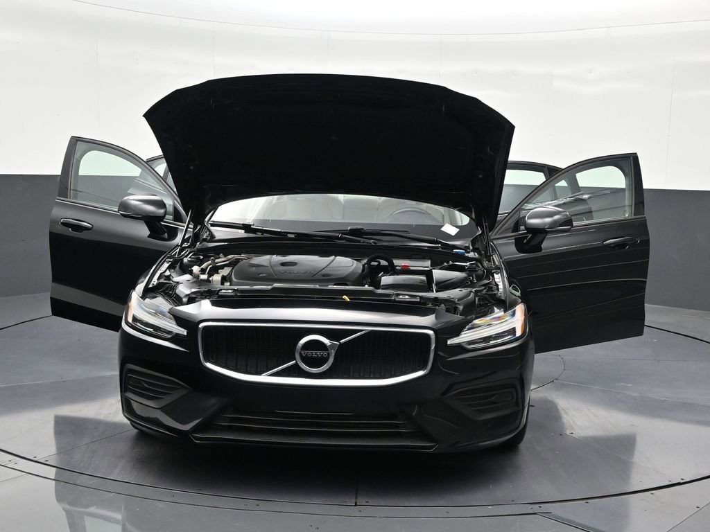 Used 2019 Volvo S60 T5 Momentum w/ Premium Package image 36