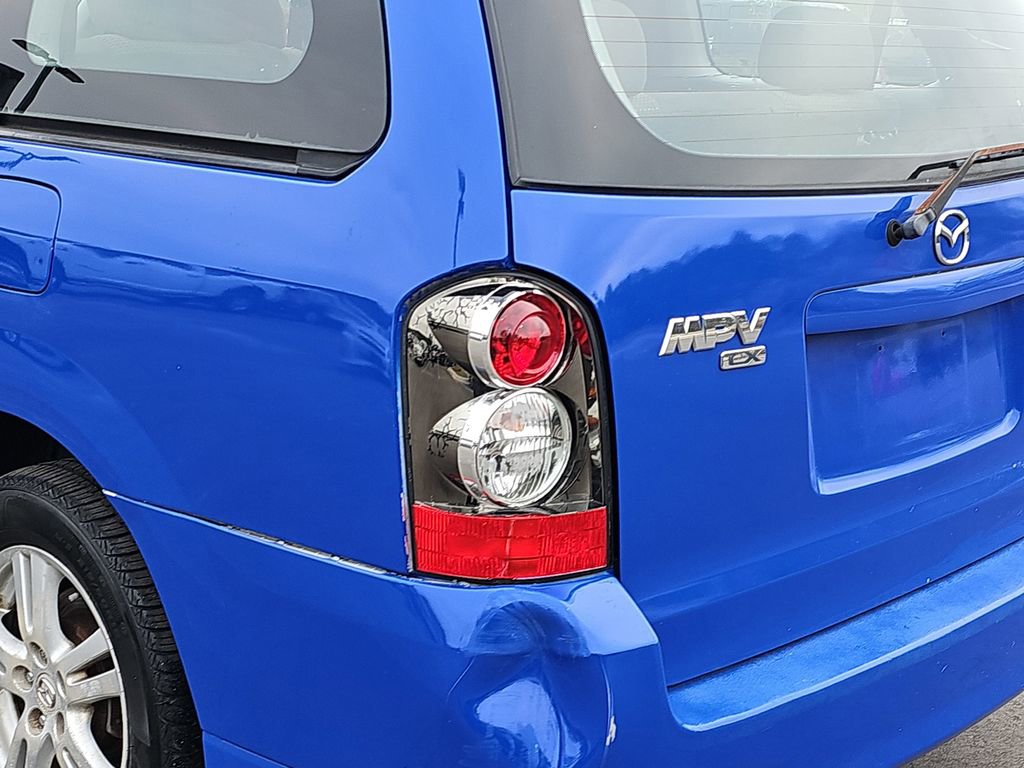 Used 2005 MAZDA MPV LX w/ Floor & Cargo Mat Pkg image 35