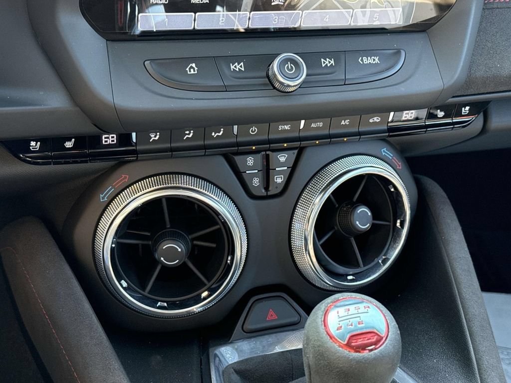 Used 2017 Chevrolet Camaro ZL1 RWD image 34