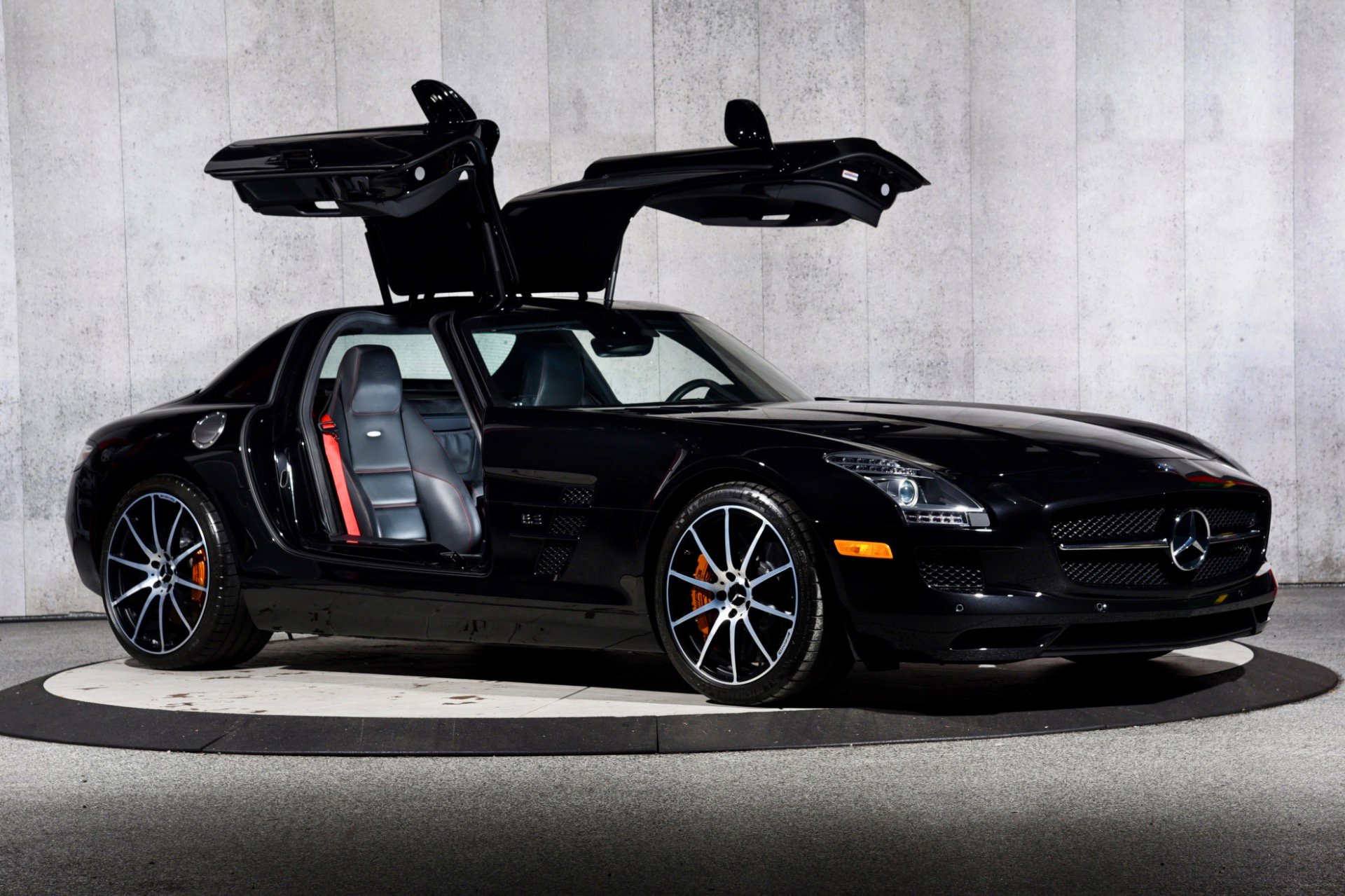 Used 2014 Mercedes-Benz SLS AMG GT Coupe image 2