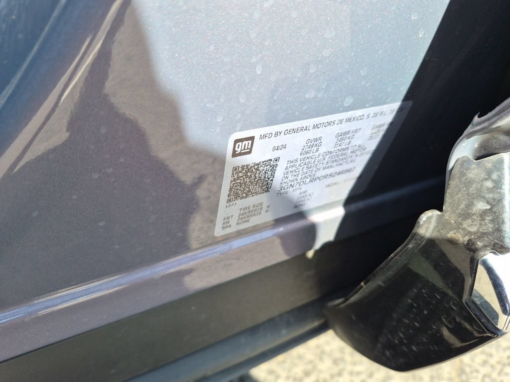 Used 2024 Chevrolet Equinox EV LT FWD image 19