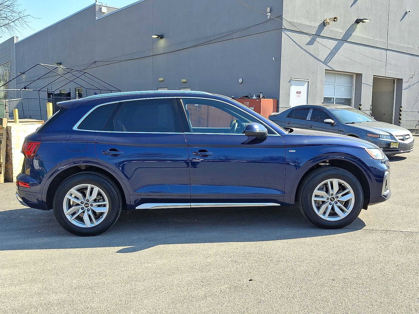 Used 2023 Audi Q5 2.0T Premium w/ Convenience Package image 26