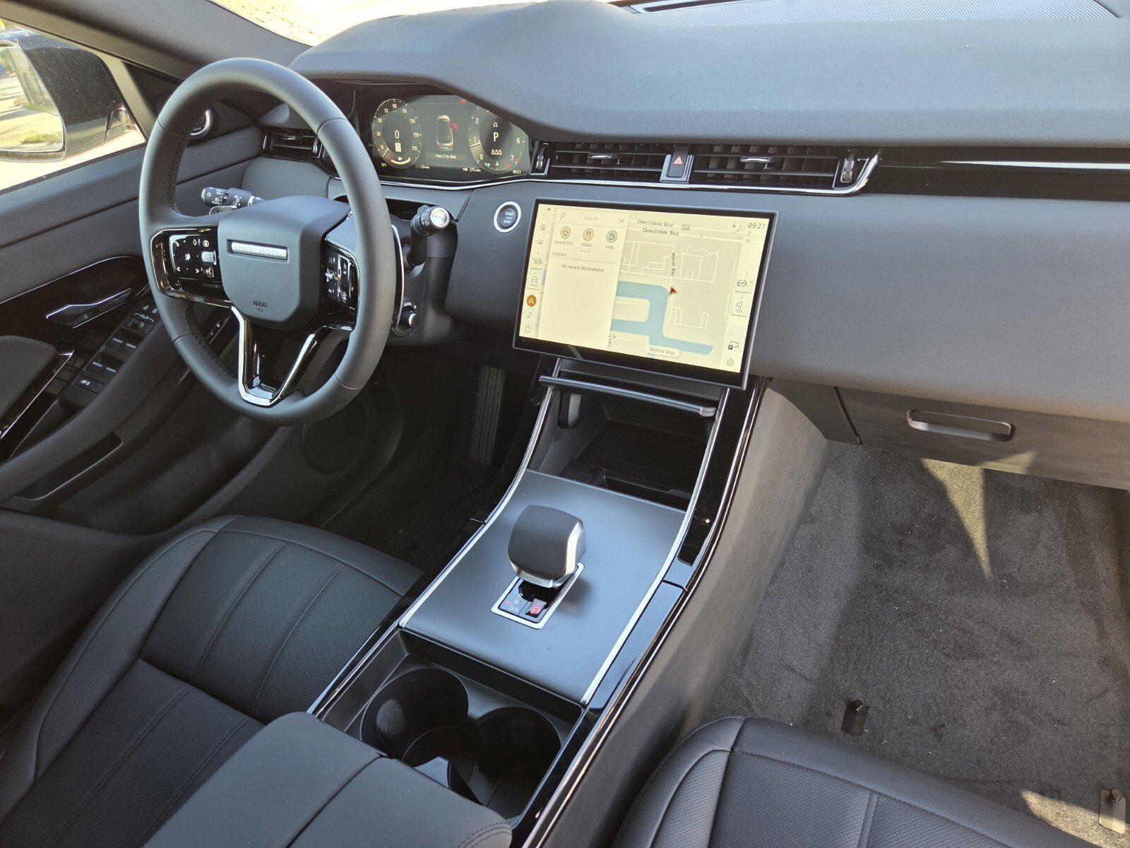 New 2026 Land Rover Range Rover Evoque S image 22