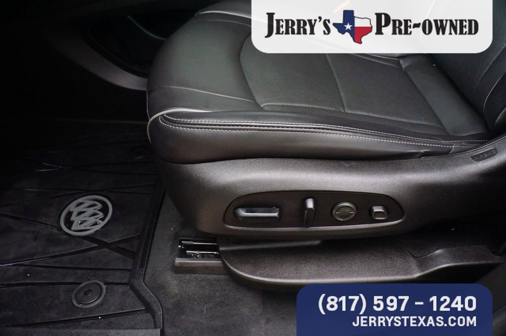 Used 2021 Buick Enclave Avenir w/ Avenir Technology Package image 18