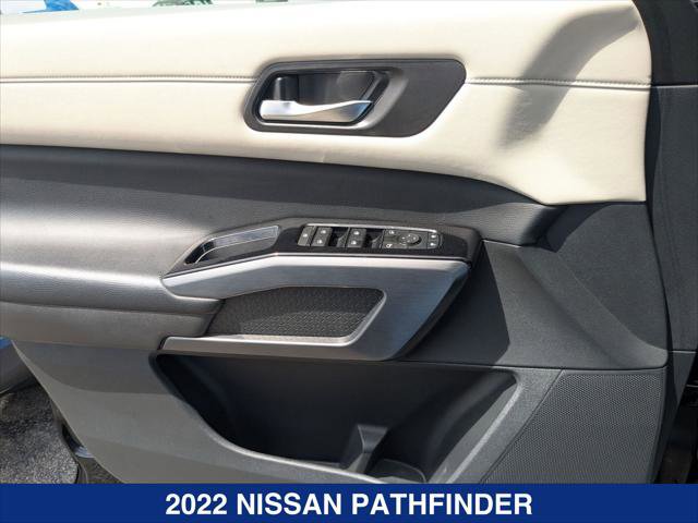 Used 2022 Nissan Pathfinder SL w/ SL Premium Package image 10