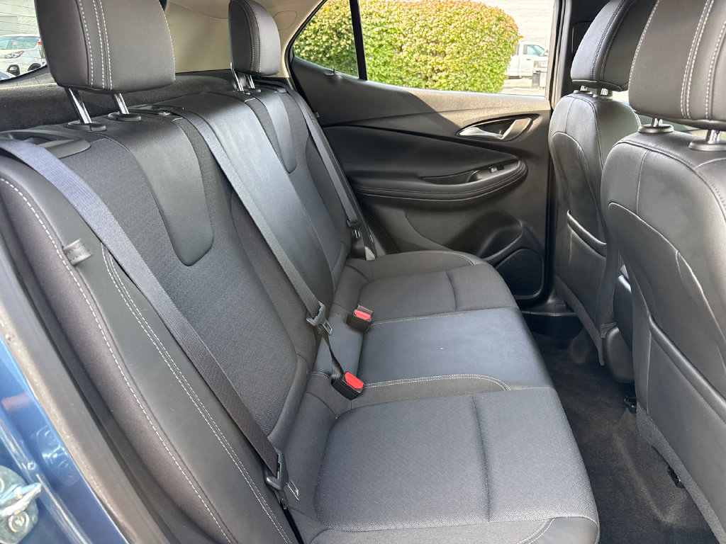 Certified 2024 Buick Encore GX Preferred FWD image 33