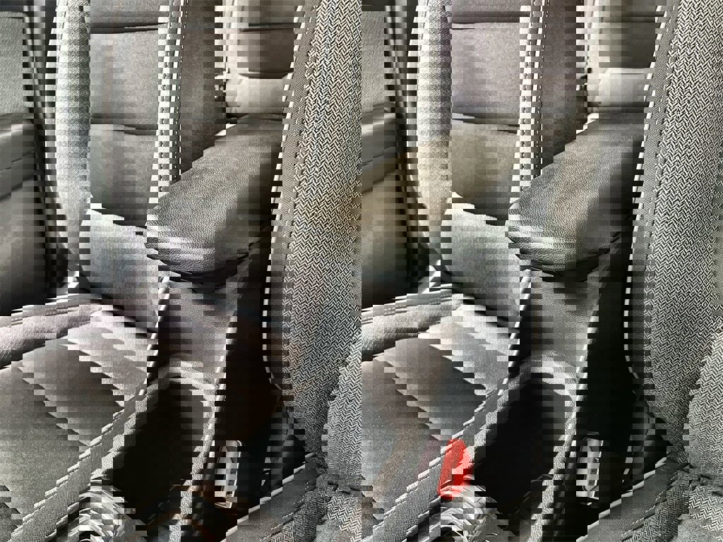 Used 2024 Chevrolet TrailBlazer LT image 32